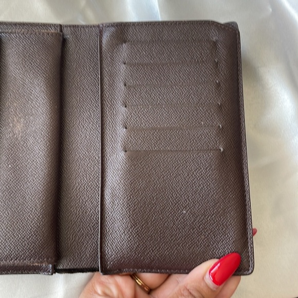 LOUIS VUITTON Damier Elise Wallet - Picture 4 of 5